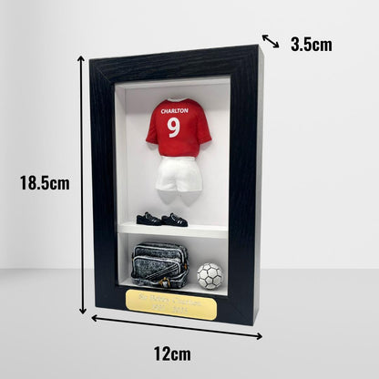 Charlton – Football Legend Commemorative KitBox®