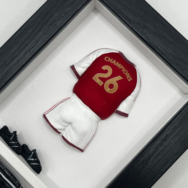 *NEW* Arsenal Champions 2026 KitBox®