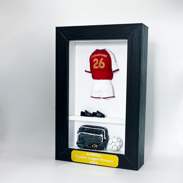 *NEW* Arsenal Champions 2026 KitBox®